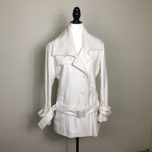 💥Pretty White Coat 🧥